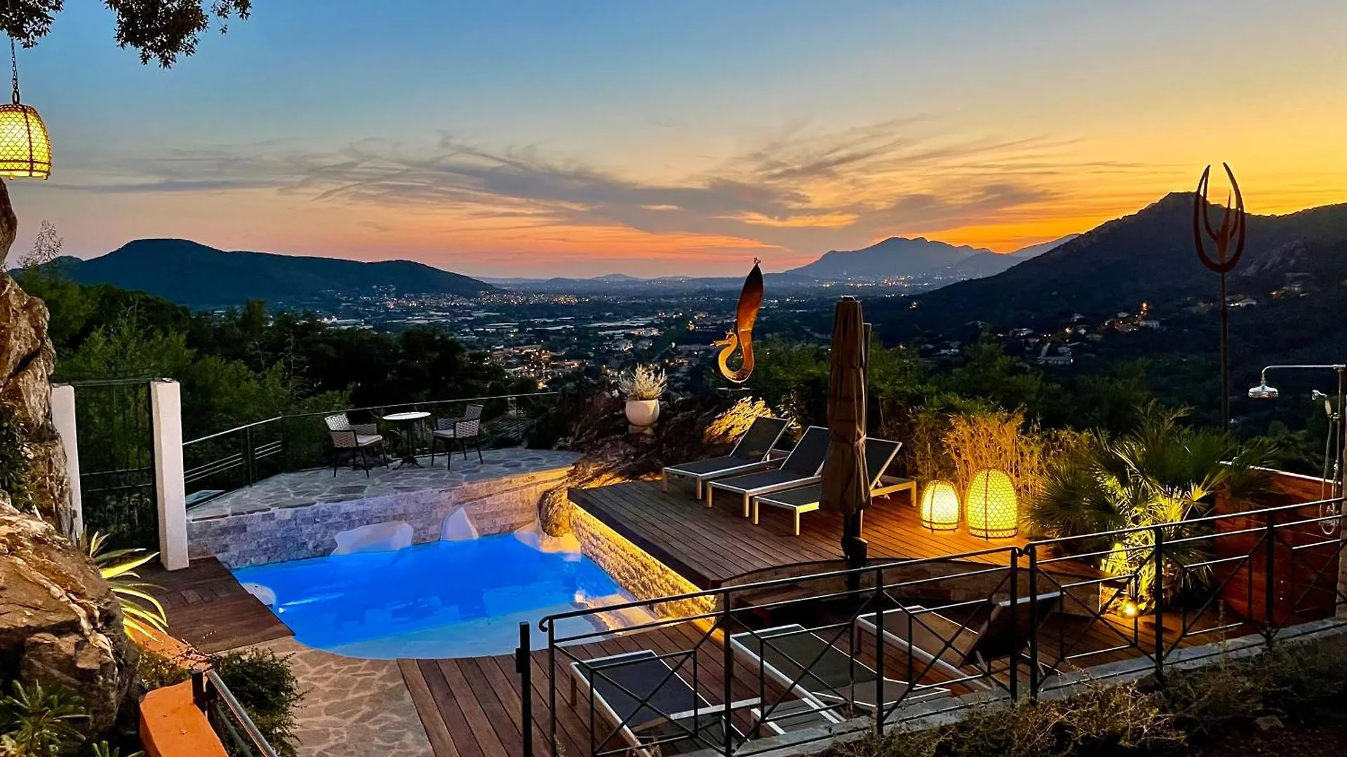 Maison Dans Les Arbres Piscine Clim Luxe Hyères 0*,  Frankrijk