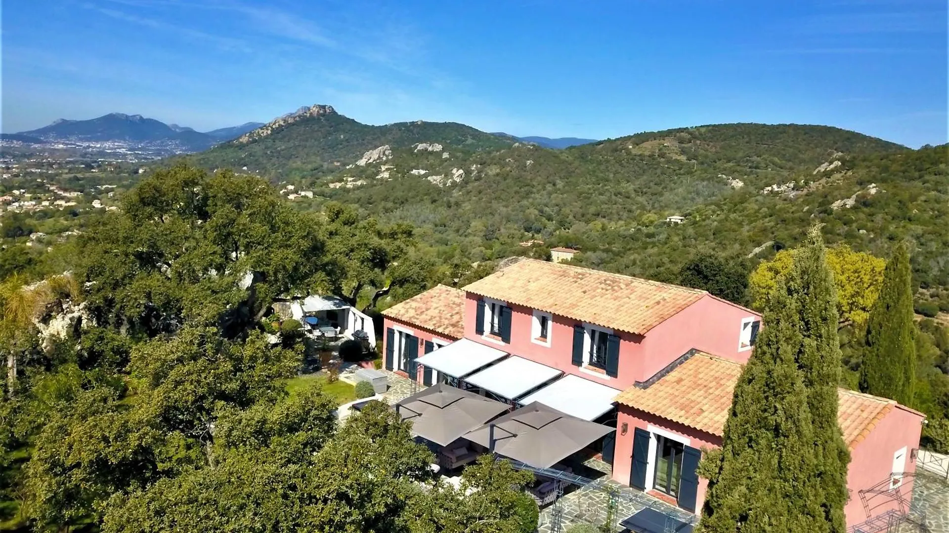 Maison Dans Les Arbres Piscine Clim Luxe location
